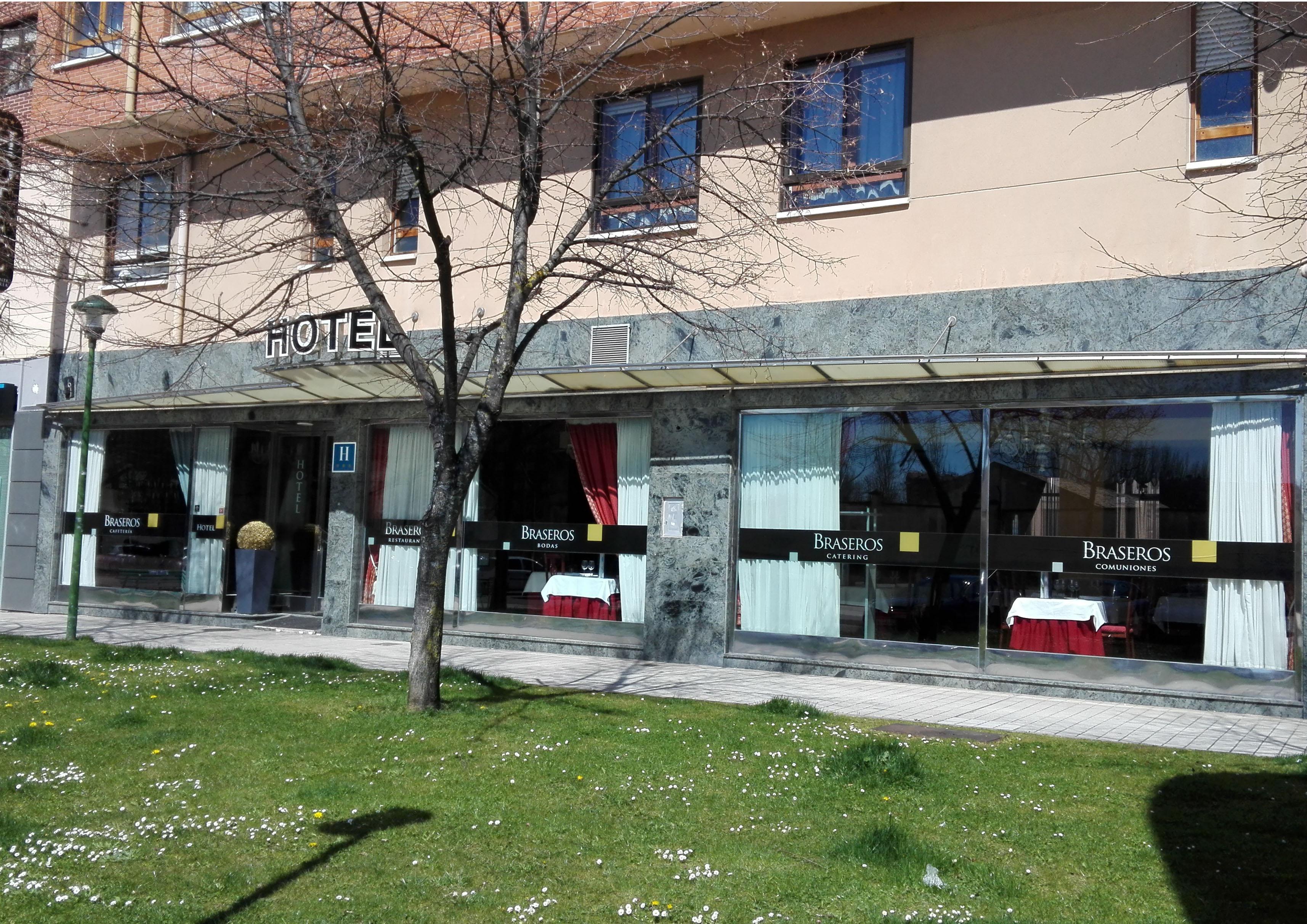 Hotel Los Braseros Burgos Ngoại thất bức ảnh