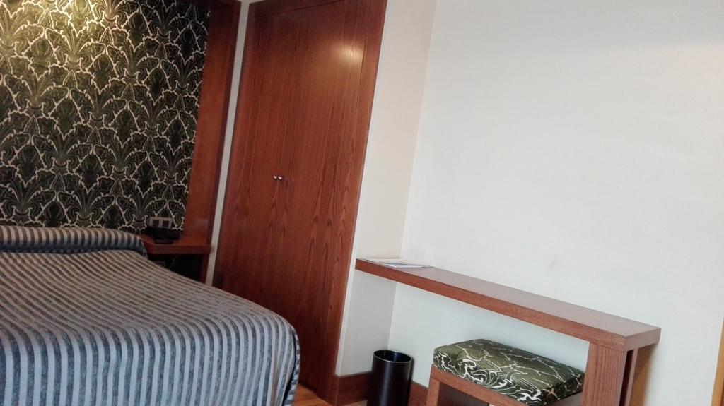 Hotel Los Braseros Burgos Ngoại thất bức ảnh